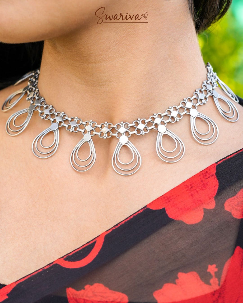 Silver Spiral Dewdrop Choker Set