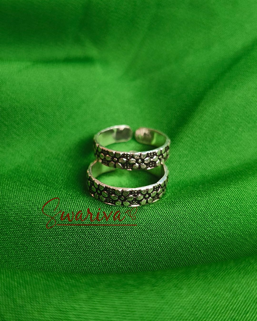 Floral Charm Toe Ring