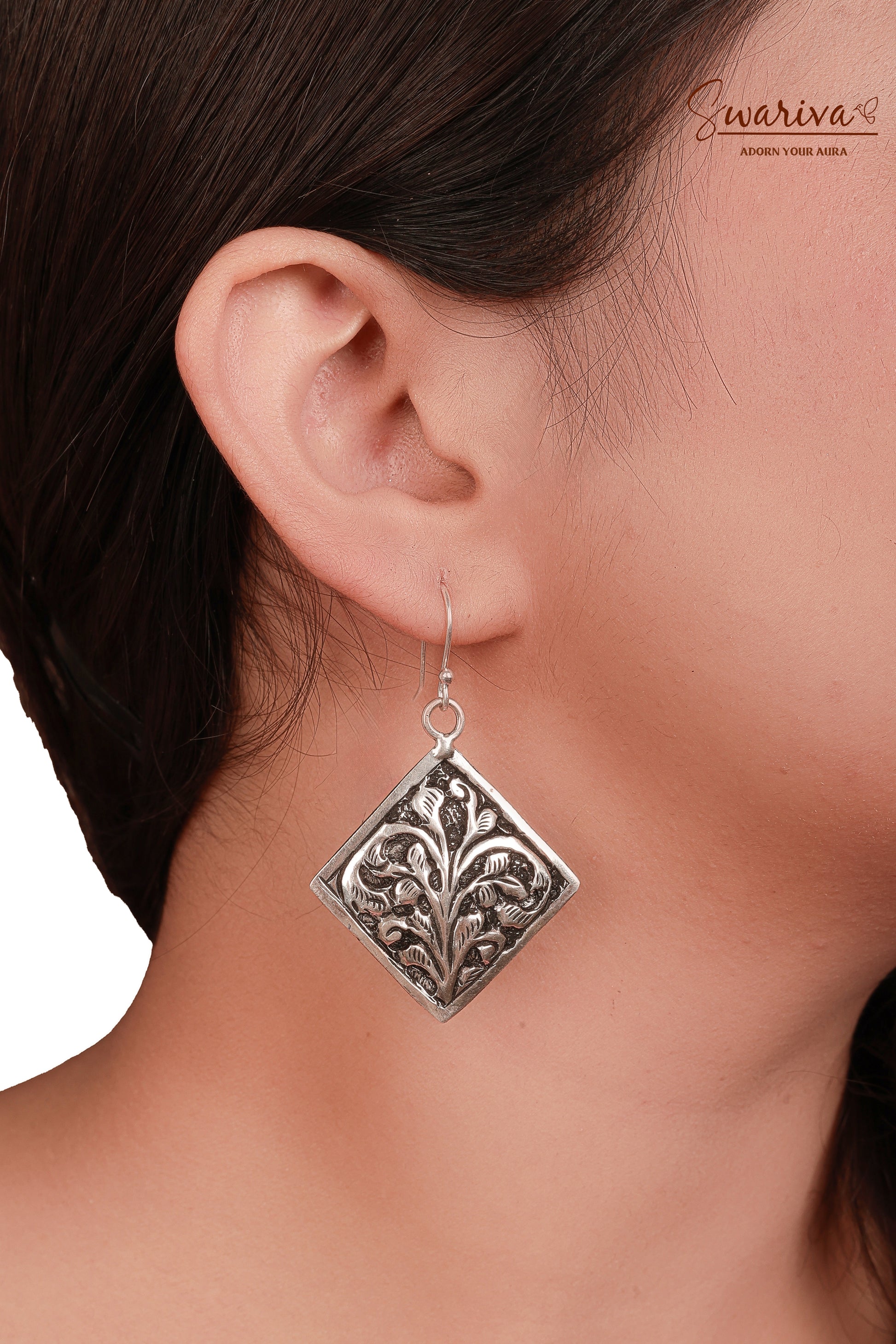 Silver Chitai Chatur Floral Earrings
