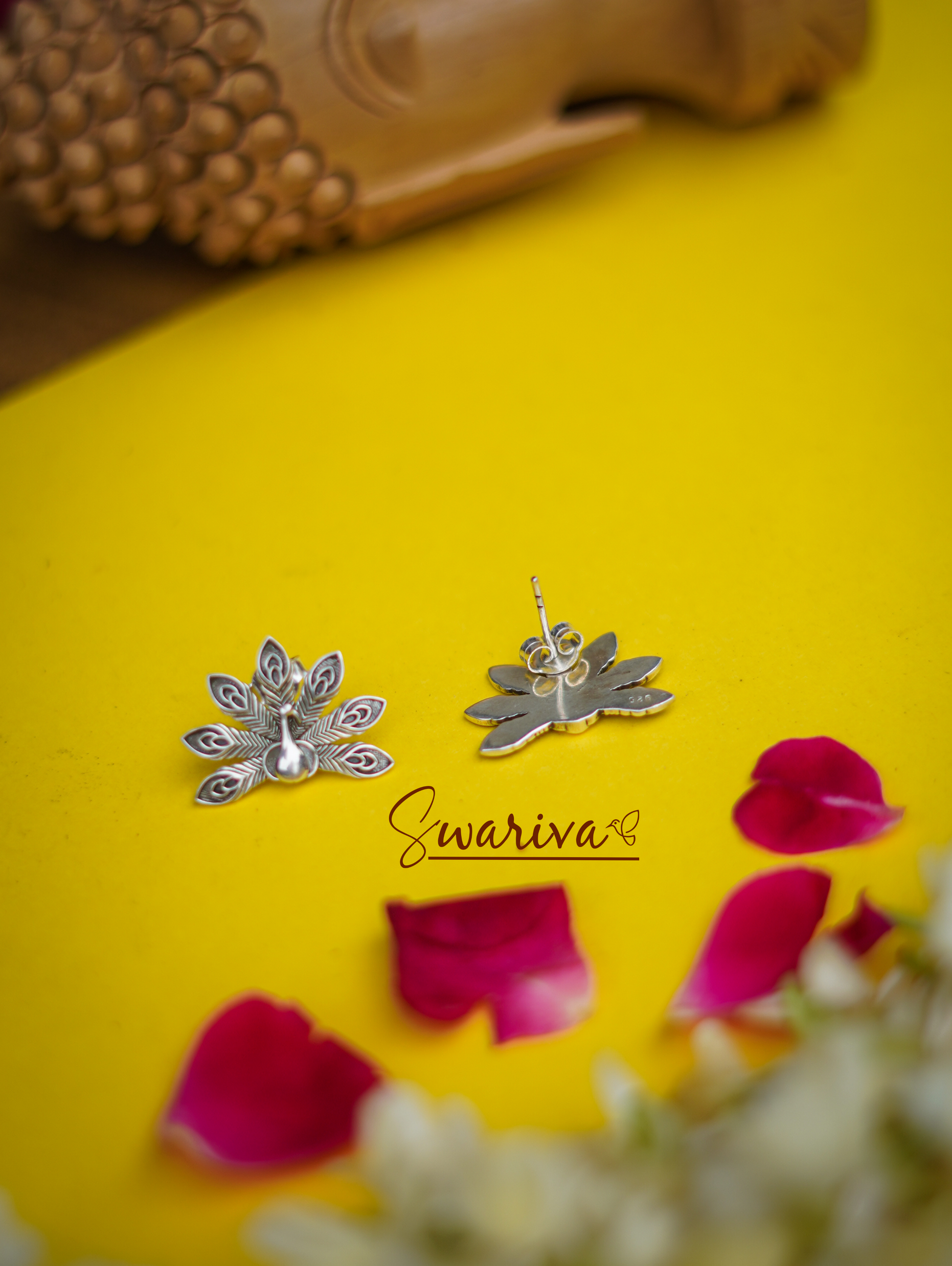 Mayura Studs