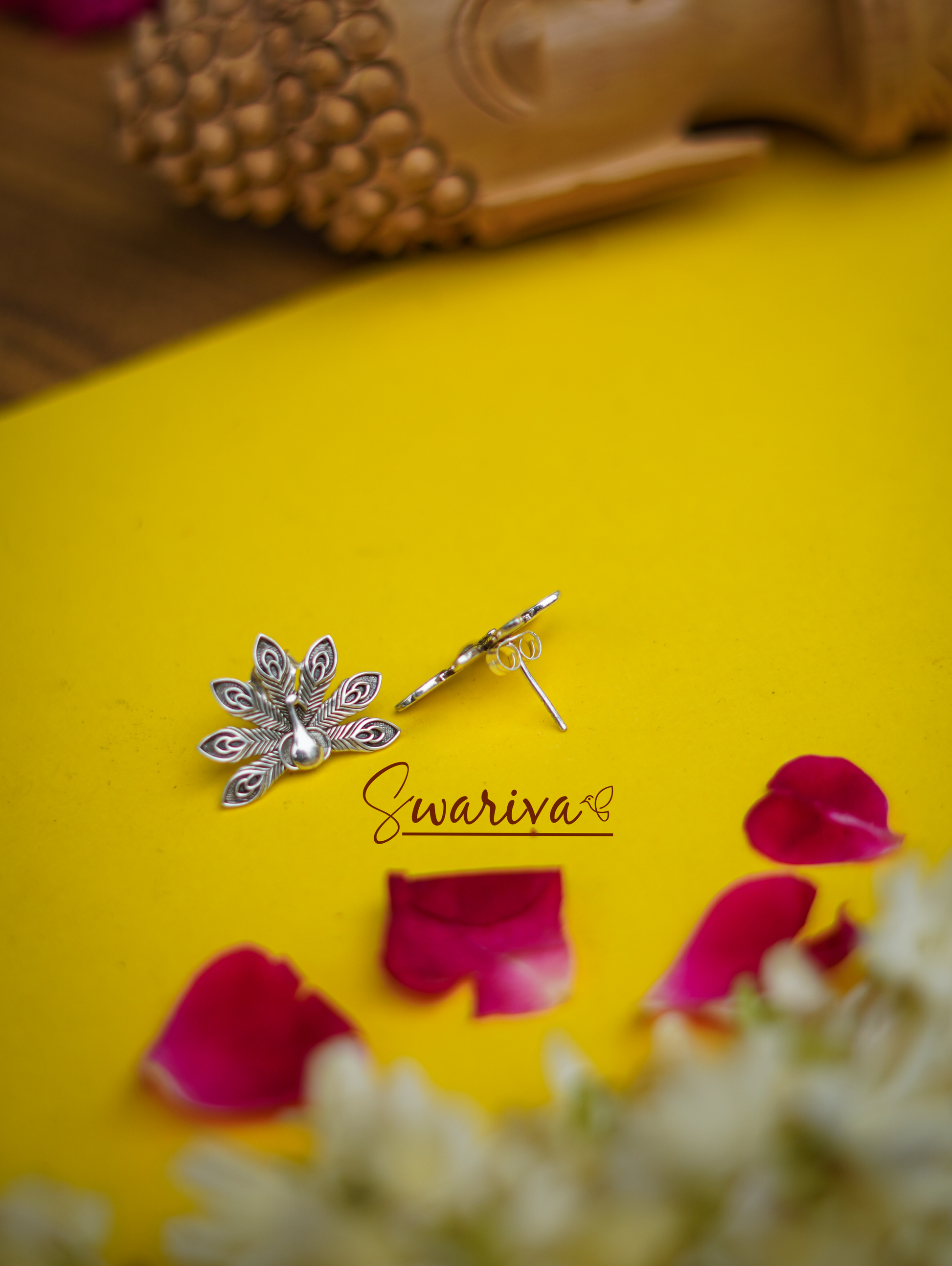 Mayura Studs