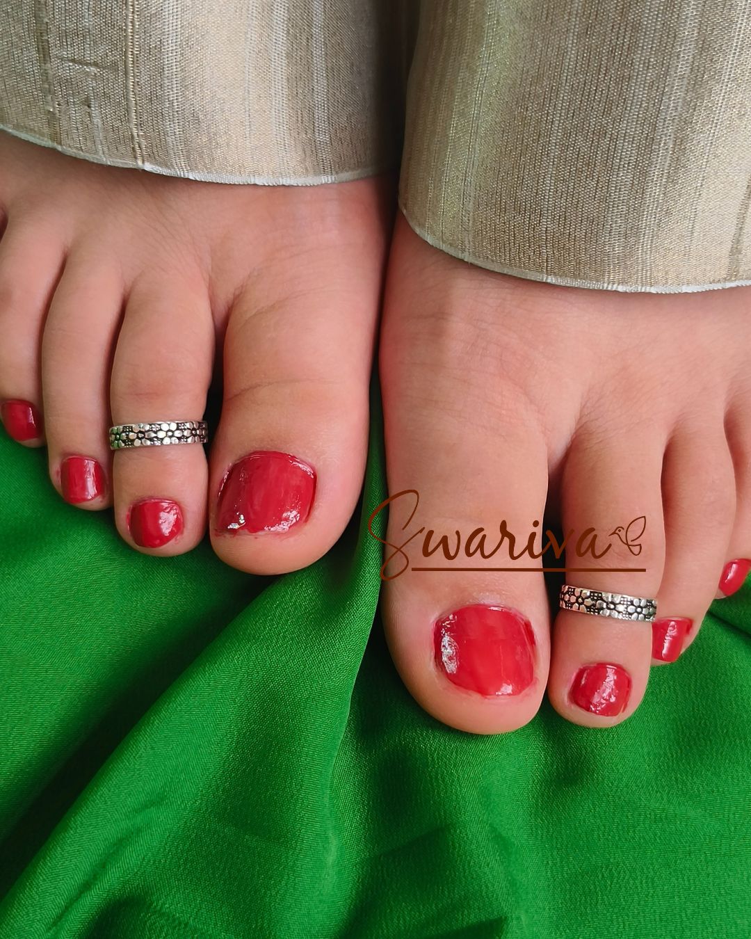 Floral Charm Toe Ring